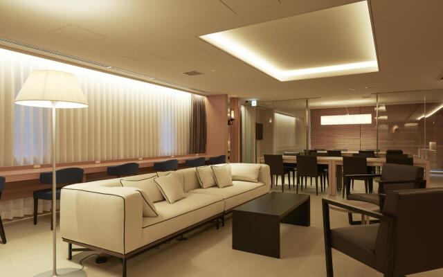 Отель First Cabin Kyobashi Япония, Токио - отзывы, цены и фото номеров - забронировать отель First Cabin Kyobashi онлайн комната для гостей