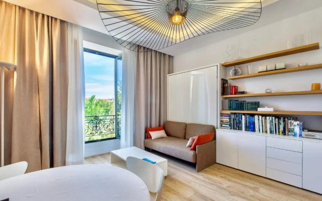 GRAND HÔTEL City Center at 2 minutes walk from the beach