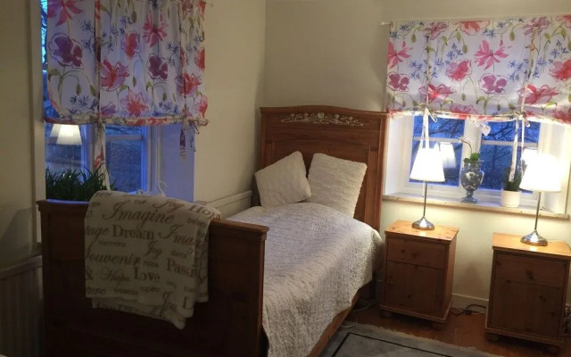 Björkåsa Gård Bed & Box