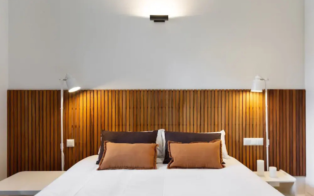 Señor Urgell Apartment By Olala Homes
