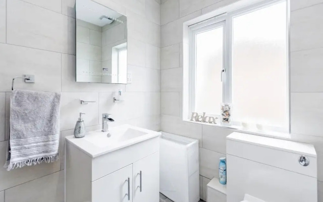 2 Bedroom Portobello Notting Hill Apartment