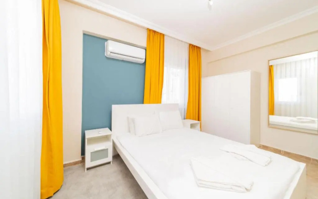 Flat with Balcony and Shared Pool in Belek