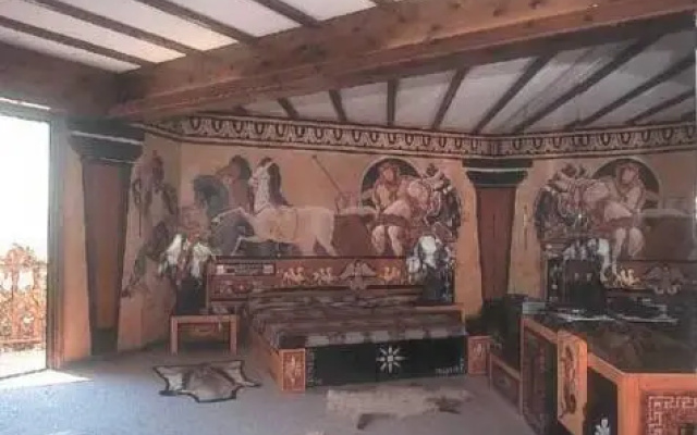 Roman II Boutique Hotel