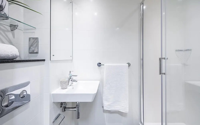 Magnificent Rooms Studios & Apartments