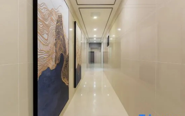 Westin Chongqing (Jinshan Temple Subway Station Lijia Smart Park)