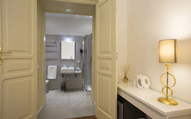 Napoli Class Luxury Rooms & Suites