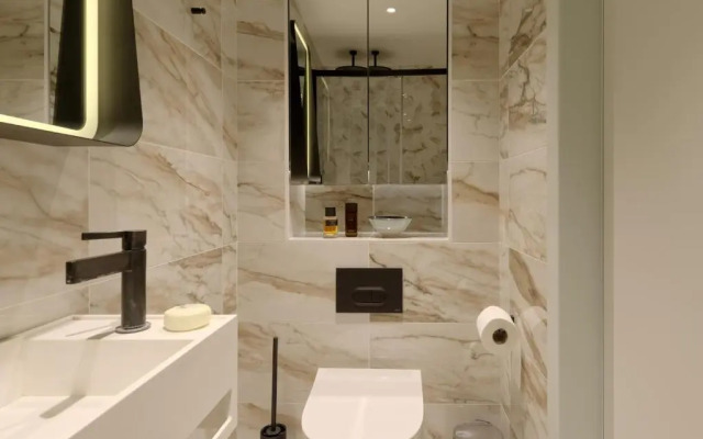 South Kensington Studios by DMONTRIO