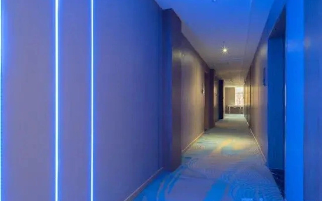 Luoyang Zhongzhou International Hotel (Yingtianmen Mingtang Scenic Area)