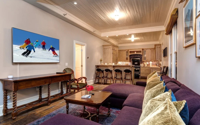 Abode at Heirloom House