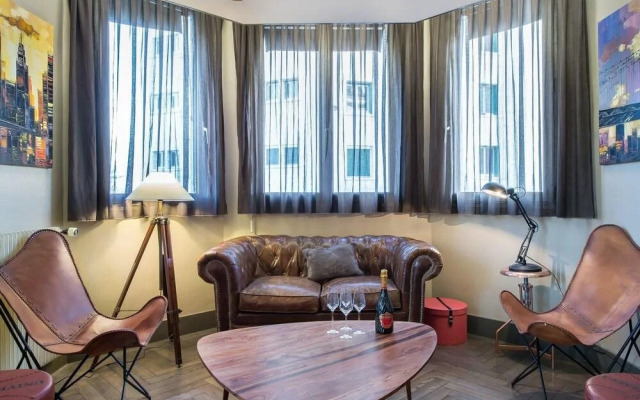Vallat Lodges Annecy Lake & James Suite