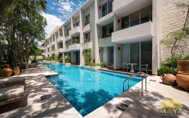 NHOA 112B Lux 1BR Condo Plunge Pool in Aldea Zama