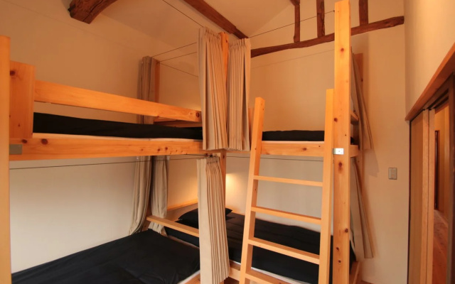 Hostel LnK (LODGING & KIN) - Hostel
