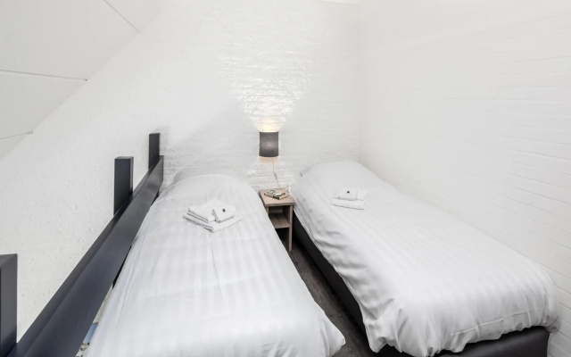 Restyled apartment with dishwasher, near Grevelingen Lake