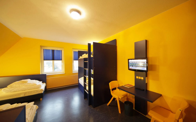 Bed'nBudget Expo-Hostel Rooms