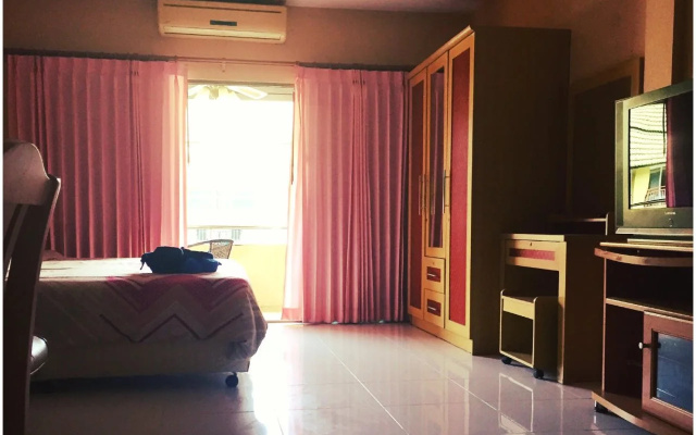 Orient Hotel