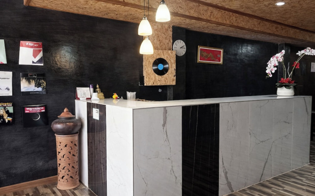 B&T Hostel