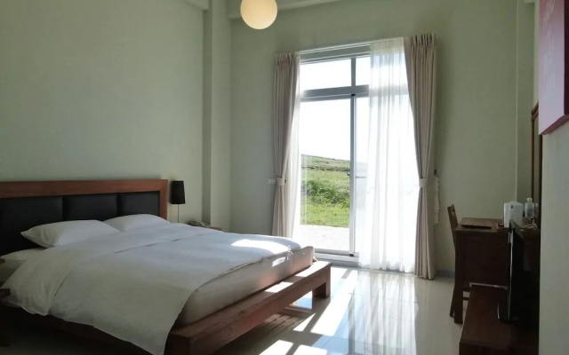 Down-Home Hotel