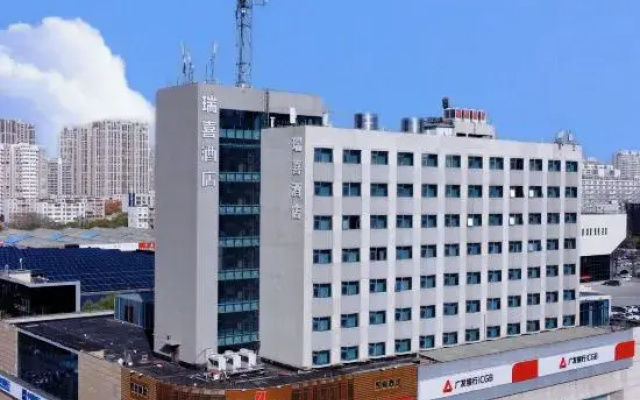 REX Hotel