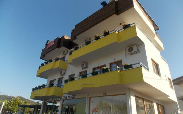 Отель Agrume Inn Hotel Албания, Ксамил - отзывы, цены и фото номеров - забронировать отель Agrume Inn Hotel онлайн вид на фасад