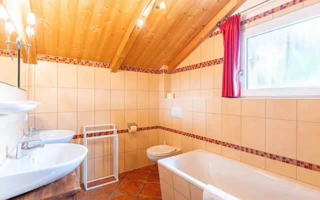 Chalet in Dachstein West With Shared Pool