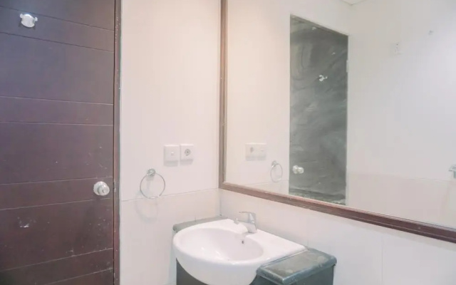 Spacious And Homey 2Br Mangga Dua Apartment