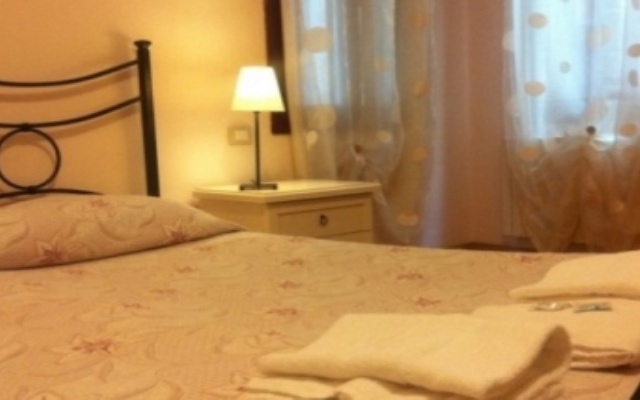 Отель B&B Live In Venice Италия, Венеция - отзывы, цены и фото номеров - забронировать отель B&B Live In Venice онлайн комната для гостей