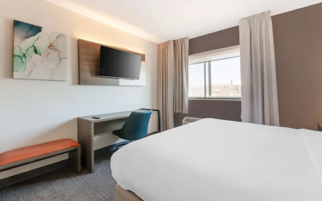 Best Western-Campus Inn