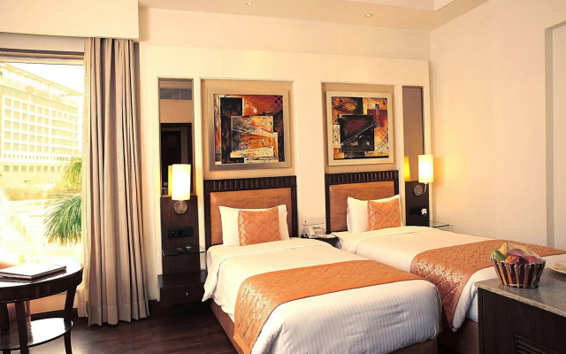 Inde Vista Woods Signature Tower