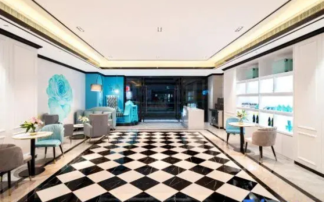 Xana Lite Hotel (Zunyi Shidai Tianjie)