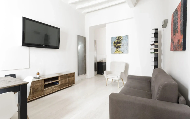 Piazza Navona Apartment