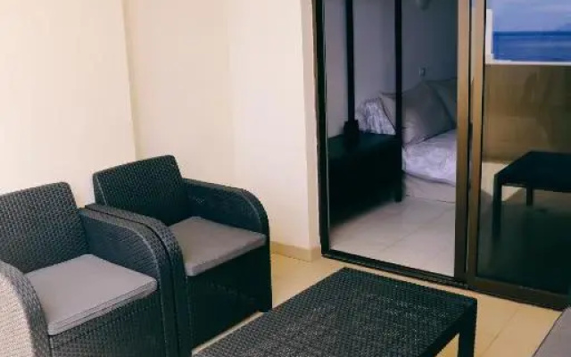 Studio Jacaranda