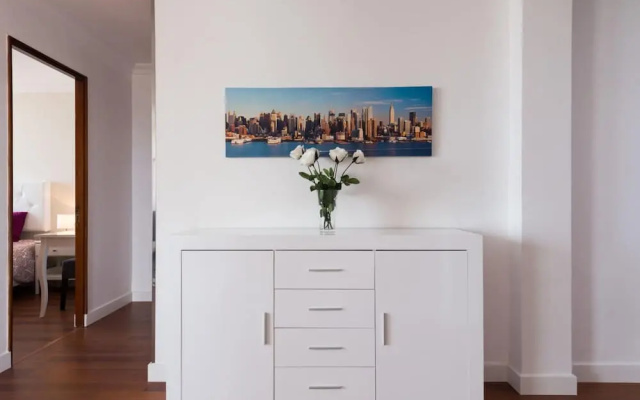 Stunning Double Bedroom Apartment Bkjh