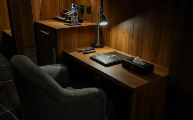 E hotel