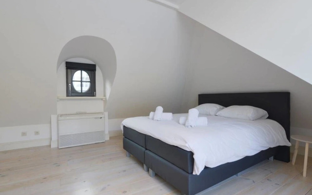 Saint Pauls Suite 18