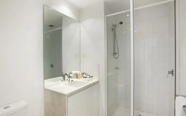 Melbourne Holiday Apartments at Northbank – Downie Street