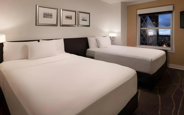 Executive Hotel Pacific