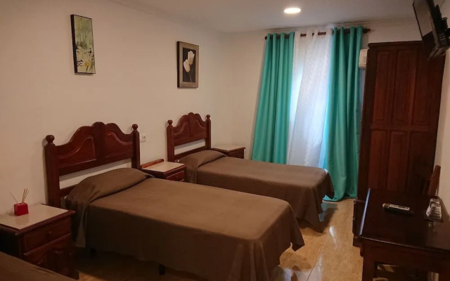 Hotel Manantiales