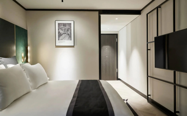 Academias Hotel, Autograph Collection