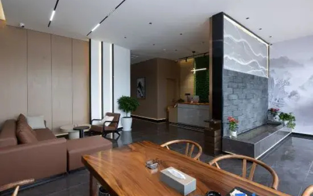 Zoige Kangman Hotel