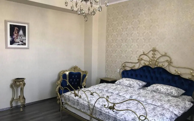 Vi Toria Palace