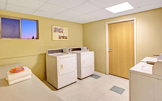 Ramada by Wyndham Anchorage