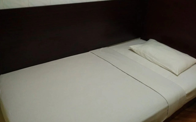 Royal 74 Hotel