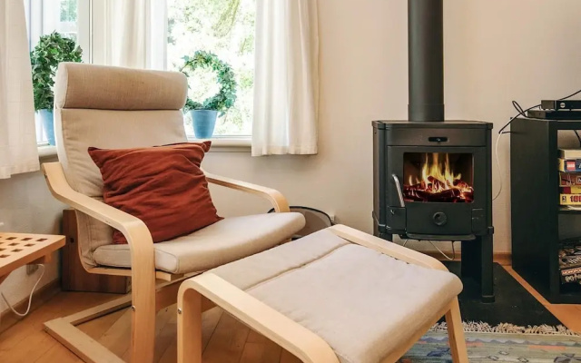 6 Person Holiday Home in Vaeggerlose