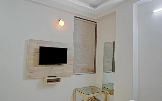 Collection O 85462 Hotel Sundew