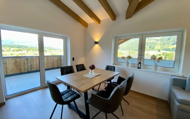 Attic Apartment in Saalfelden Near Ski Slopes
