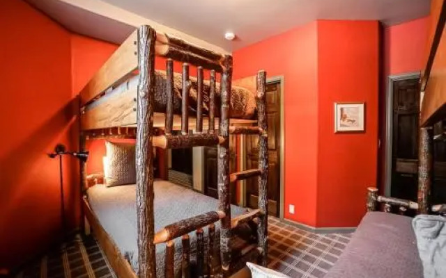 Boulder Ridge Haus