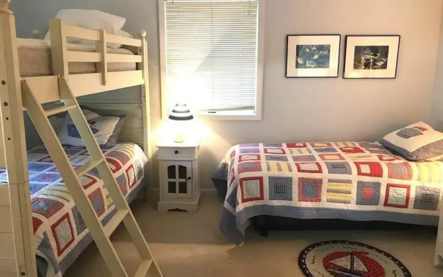 OAK Avenue 73