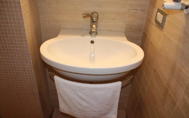 Navona Secret Suite