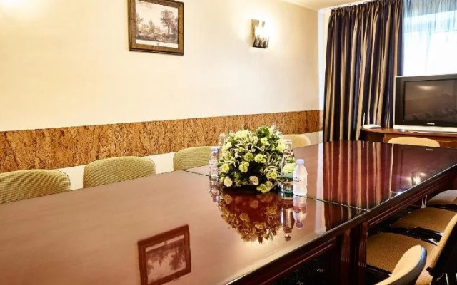 Hotel Nadezhda