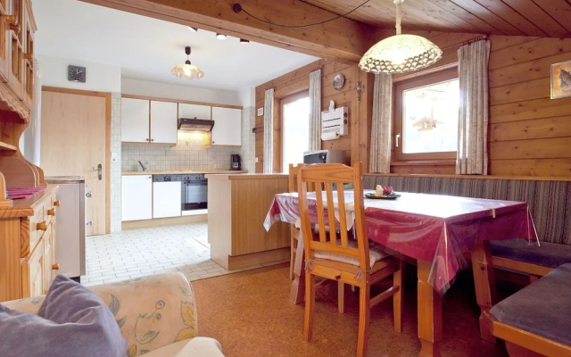 Stunning Apartment Near Filzmoos Along Mountain Side